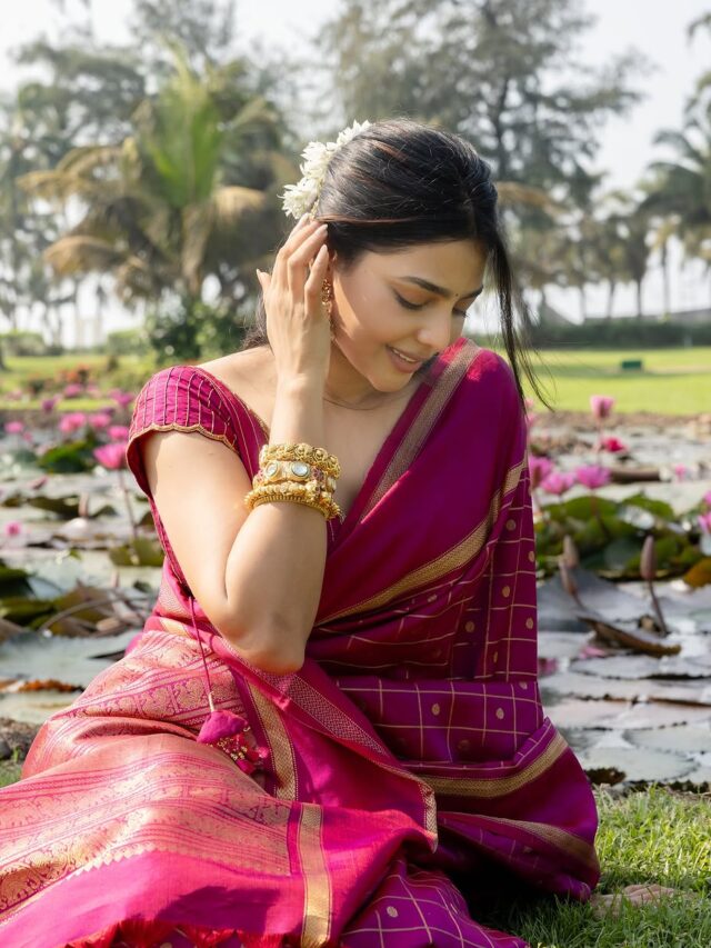 Aishwarya Lekshmi Beautiful In Pink Pattu Saree