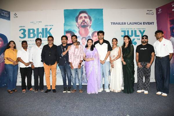 Photos : 3BHK Press Meet