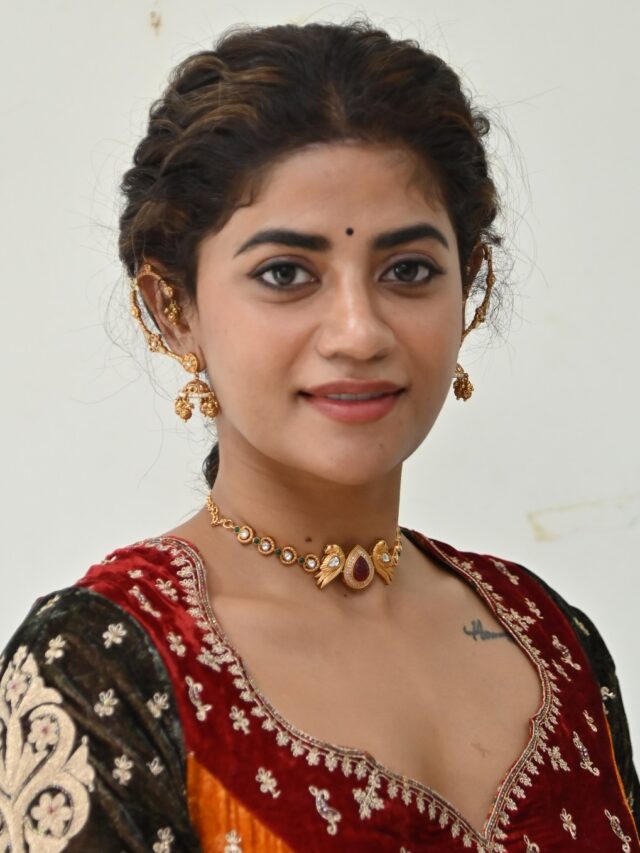 Abhignya Vuthaluru Glamour Look