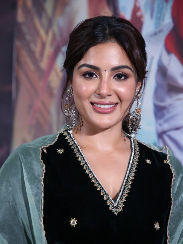 Samyuktha menon at nari nari naduma murari promotions