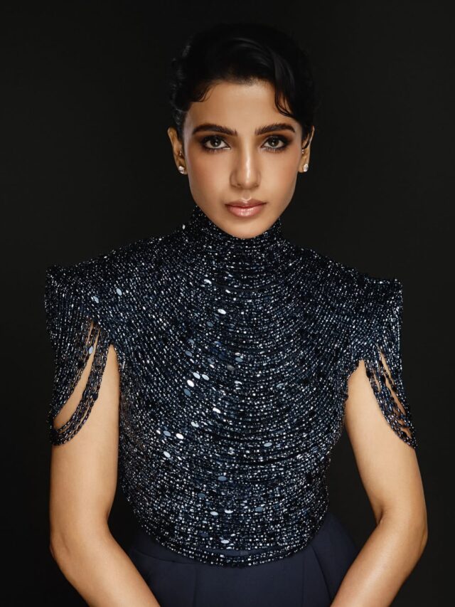 Samantha Stuns In Black Attire