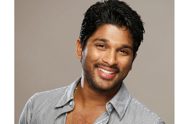 Allu arjun again hurts Pawan Fans