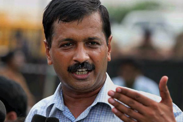 Kejriwal criticizes Modi government for spending Rs.1000 crores for publicity