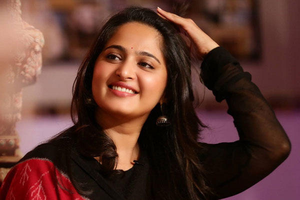 Anushka Shetty to be Saint in her next movie with Nagrjuna