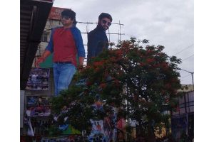 స‌భ్య‌స‌మాజానికి ఏం మెసేజ్ ఇద్దామ‌నుకొన్నావ్‌?!