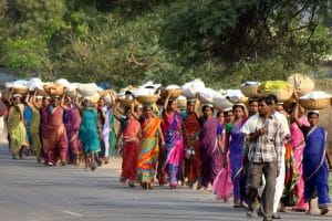 ఆందోళనకరంగా గిరిజన ఘర్షణ