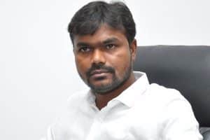 నిర్మాత మిర్యాల ర‌వీంద్ర‌రెడ్డిపై నాన్‌బెయిల‌బుల్ అరెస్ట్ వారెంట్