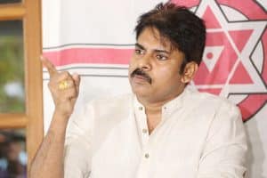 అమితాబ్‌ బాటలో పవన్‌?