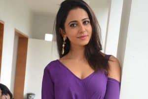 ర‌కుల్ ఫేడ‌వుట్ అవుతోందా??