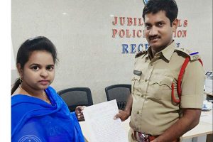 నోరు జారిన టీవీ5… తెలుగు ఫిల్మ్ ఇండస్ట్రీ గరమ్ గరమ్