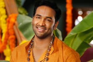 ‘ఆచారి..’పై మంచు ఫ్యామిలీ మౌనమేల?