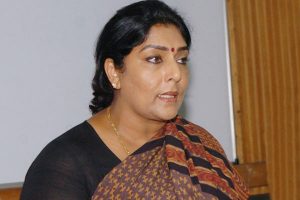 కమ్మ వారికి కాంగ్రెస్ సీట్లు ఇవ్వకపోవడం శోచనీయం: రేణుకా చౌదరి