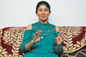 ఆ హీరోతో గొడ‌వ గురించి పెద‌వి విప్పిన సాయి ప‌ల్ల‌వి