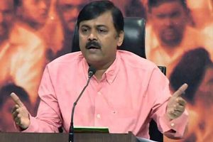 ముద్రగడను బీజేపీలోకి ఆహ్వానించిన జీవీఎల్ !?