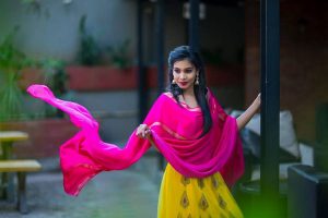 సంజ‌న కామెంట్లు బిగ్ బాస్ కి చేటు చేస్తాయా?