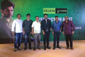 అల్లు అర్జున్ తో సినిమా ఇక లేనట్లే !