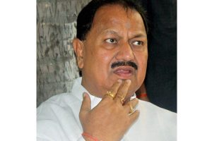 కుమారుల రాజకీయంతో నలిగిపోతున్న డీఎస్ !