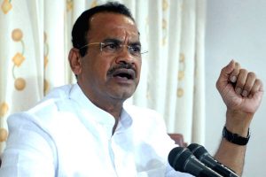 కోమటిరెడ్డిపై వేటు వేస్తేనే కాంగ్రెస్‌లో క్రమశిక్షణ..!