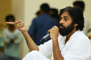 మెత్తగా కనిపిస్తా.. తేడా వస్తే తోలు తీస్తా..! : పవన్