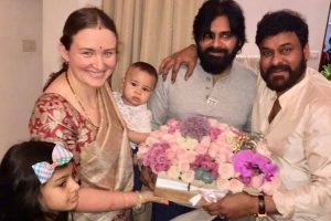 పవన్‌కల్యాణ్‌ చిన్న కొడుకుని చూశారా?