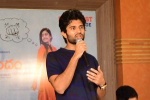 గీతా జనాలతో విజయ్ దేవరకొండకు సమస్యేంటి?