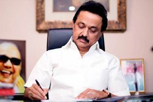 స్టాలిన్ తొలి ఐదు సంతకాలు.. అదుర్స్..!