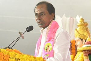 బాబు లేఖలు రాశారు.. రాకుండా అడ్డుకోండి..! ఖమ్మంలో కేసీఆర్ పిలుపు..!!
