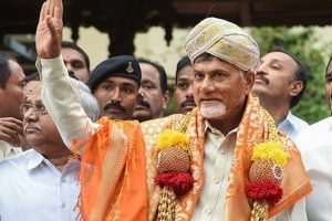 బాబూ.. బండెళ్లిపోతోంది..!  మేలుకో..‍‍‍‍!!