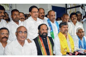 టీ మహాకూటమికి ఓ సర్వే రిలీఫ్..!  నిజంగానే పరిస్థితులు మారుతున్నాయా..?