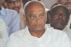 జలగంను టీఆర్ఎస్‌లో చేర్చుకుని టెన్షన్ పడుతున్న తుమ్మల..!