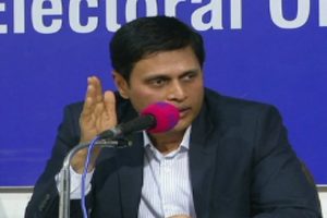ఈసీ పని తీరు ఇంత “మందం”గా ఉందేంటి..?