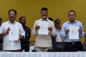 సహజ, జలవనరులపై ఐదో శ్వేతపత్రం..! 2 కోట్ల ఎకరాలకు సాగునీరే లక్ష్యమన్న చంద్రబాబు..!!
