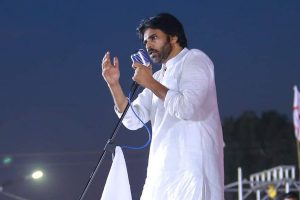 లేవడు కాని.. లేస్తే మనిషి కాడు..!  మోడీపై పవన్ స్ట్రాటజీ ఇదే..!!
