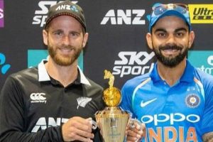 ఇదేం విచిత్రం:  సూర్యుడు ఆపేసిన క్రికెట్ మ్యాచ్‌