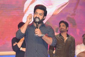 ఆత్మవిమర్శ… అఖిల్‌లో గొప్ప లక్షణం! : ఎన్టీఆర్‌