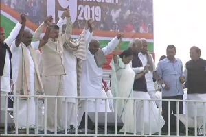 మోడీ, బీజేపీకి ప్రత్యామ్నాయం కోల్‌కతాలో కనిపించిందా..?