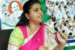 టిక్కెట్ లేకపోతే రోజా ప్రాణం ఇస్తారా ?  తీస్తారా ?