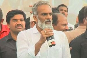 వంగవీటి దారెటు..?