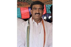 గజ్వేల్ అభివృద్ధి కోసమే..‍!  టీఆర్ఎస్ లో చేరిన ఒంటేరు ..!