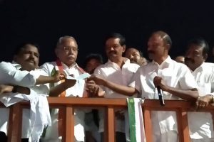 “ప్రత్యేక హోదా”నే ఏపీ కాంగ్రెస్‌కు భరోసా..!