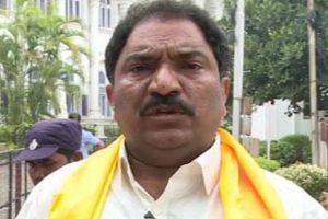 ఆ ఇద్ద‌రు టీడీపీ ఎమ్మెల్యేలు కారెక్కేది త్వ‌ర‌లోనే..!
