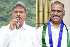 విజయవాడ బరిలో కేశినేని వర్సెస్ పీవీపీ..! వైసీపీ ఆలోచన మారుతుందా..?