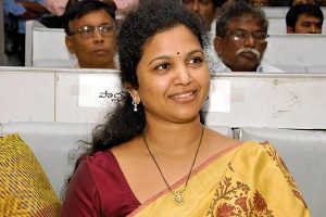 బుట్టా రేణుకను నమ్మి జగన్ అవకాశం కల్పిస్తారా..?