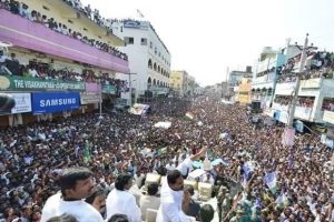 జ‌గ‌న్ ప్ర‌సంగాలు గాడి త‌ప్పుతున్న‌ట్టు ఉన్నాయే..!