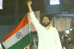 తన దేశభక్తి ఏంటో ప్రధానినే అడగమన్న పవన్..!