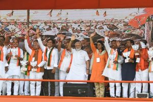 మోడీ వచ్చింది వైసీపీ కోసమే..! జగన్ గురించి ఒక్క మాట మాట్లాడలేదేంటి..?