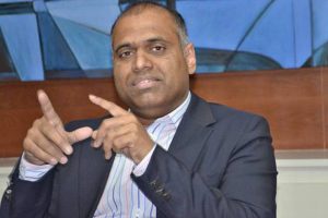 పీవీపీ ట్వీటు… రివ‌ర్స్ కౌంట‌ర్లు