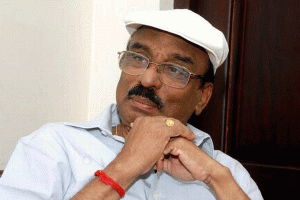 తెలుగులోకి ఐవి శశి కొడుకు