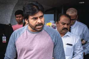 ప‌వ‌న్ సినిమా.. రీషూట్లు?