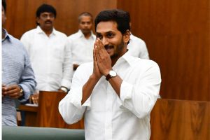 బీజేపీలో చేరికలకు జగనే అడ్డం..!